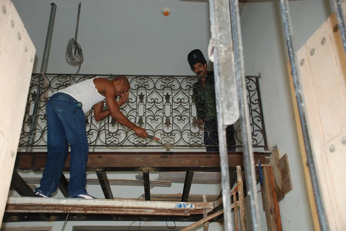 Construction image 7